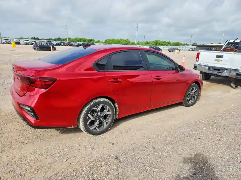 3KPF24AD0ME296339 2021 KIA FORTE LXS-2