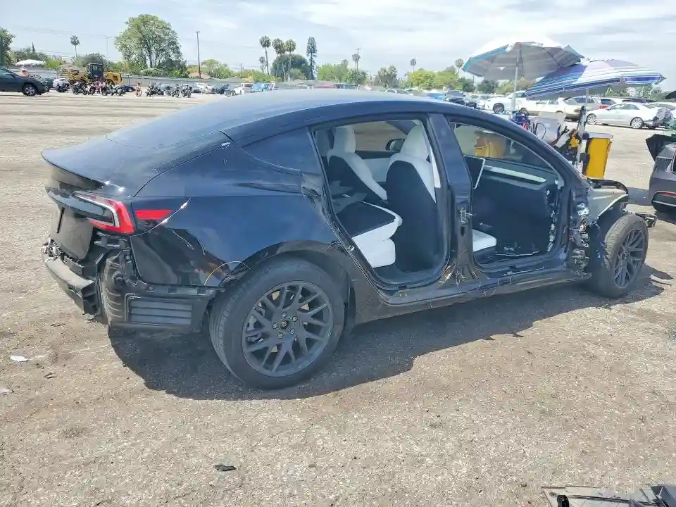 5YJ3E1EAXRF815813 2024 TESLA MODEL 3-2