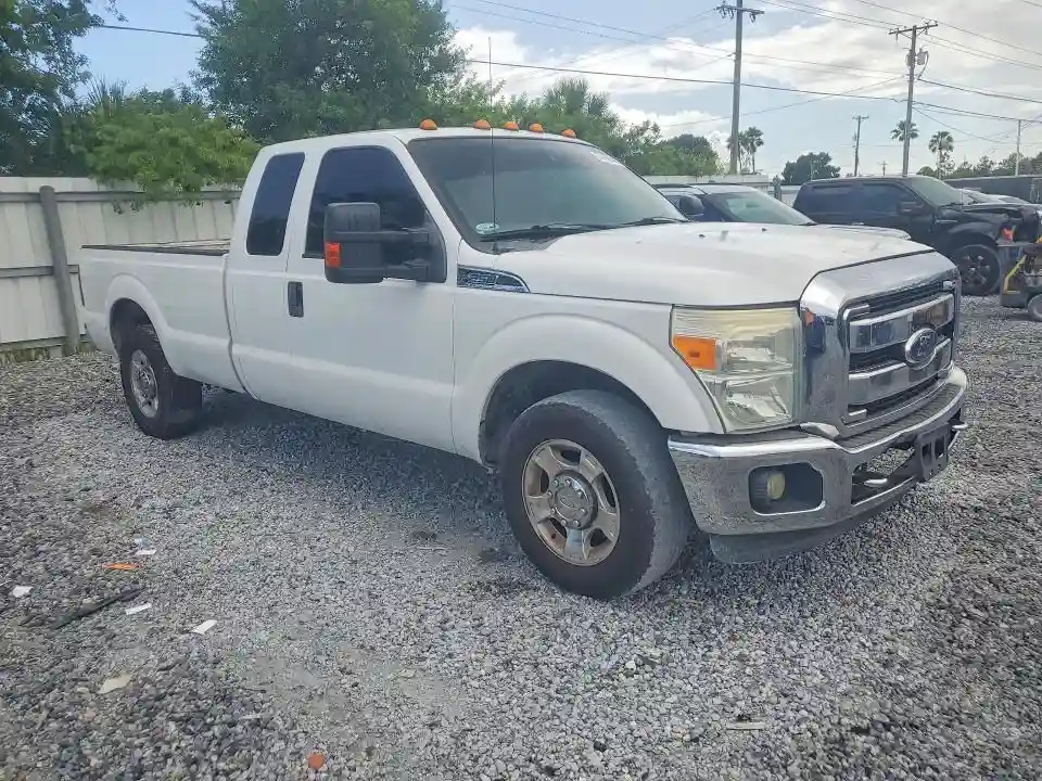 1FT7X2AT4BEB05225 2011 FORD F250-3