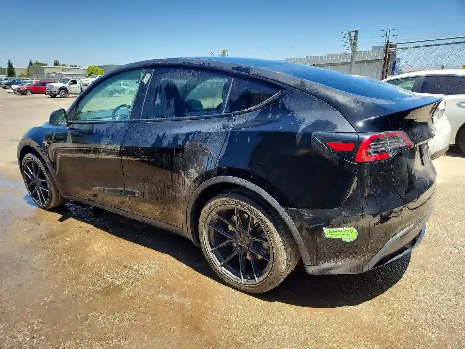 5YJYGDED9MF162993 2021 TESLA MODEL Y-1