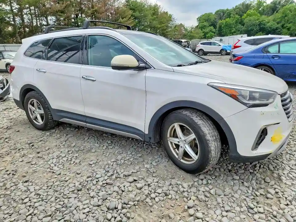 KM8SRDHF9HU226424 2017 HYUNDAI SANTA FE-3