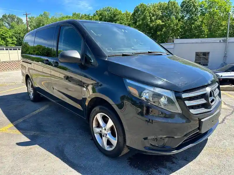 WD4PG2EE6J3414626 2018 MERCEDES-BENZ METRIS-3