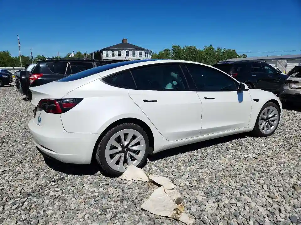 5YJ3E1EA8PF655654 2023 TESLA MODEL 3-2