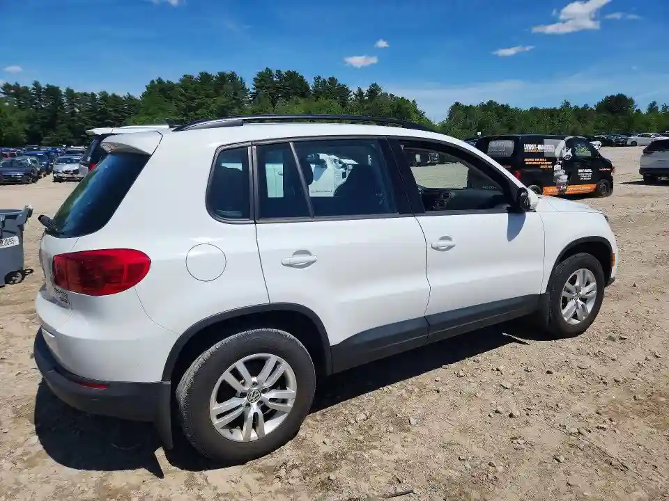 WVGBV7AX5FW557650 2015 VOLKSWAGEN TIGUAN-2