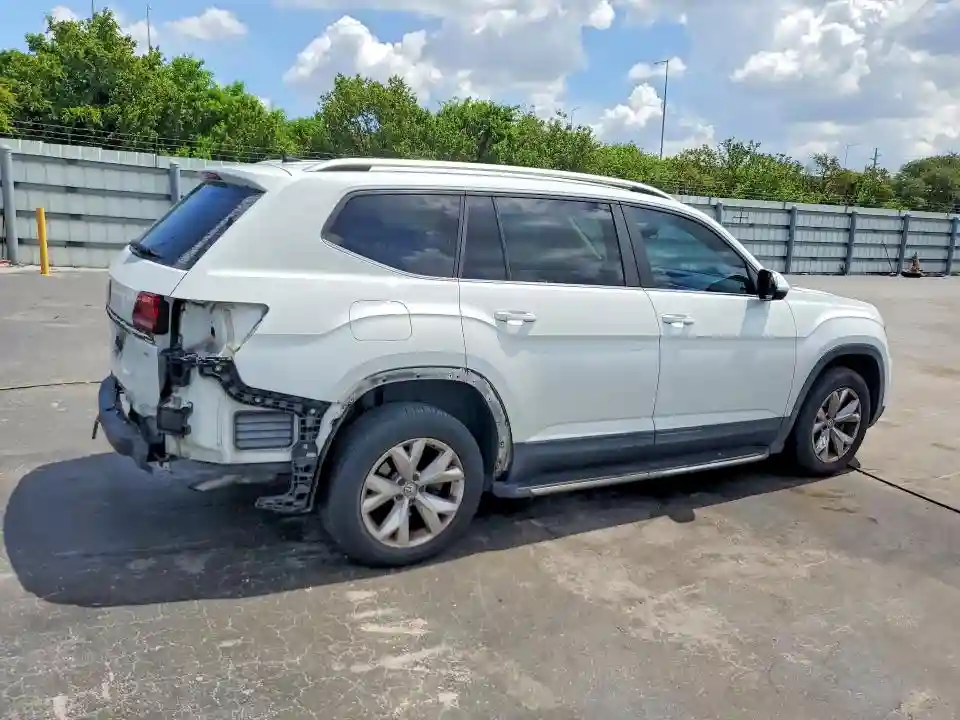 1V2DR2CA2JC581751 2018 VOLKSWAGEN ATLAS-2