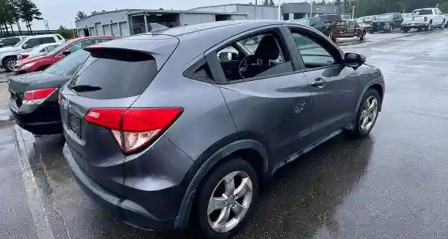 3CZRU5H55GM741349 2016 HONDA HR-V-3