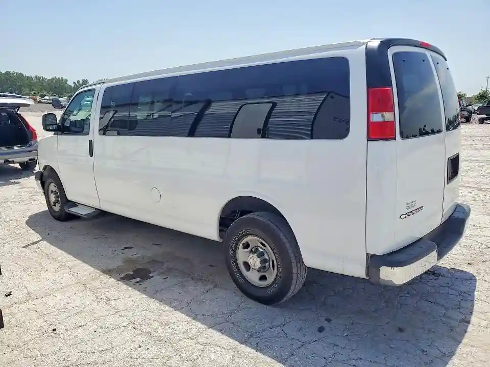 1GAZGPFG1H1126978 2017 CHEVROLET EXPRESS-1