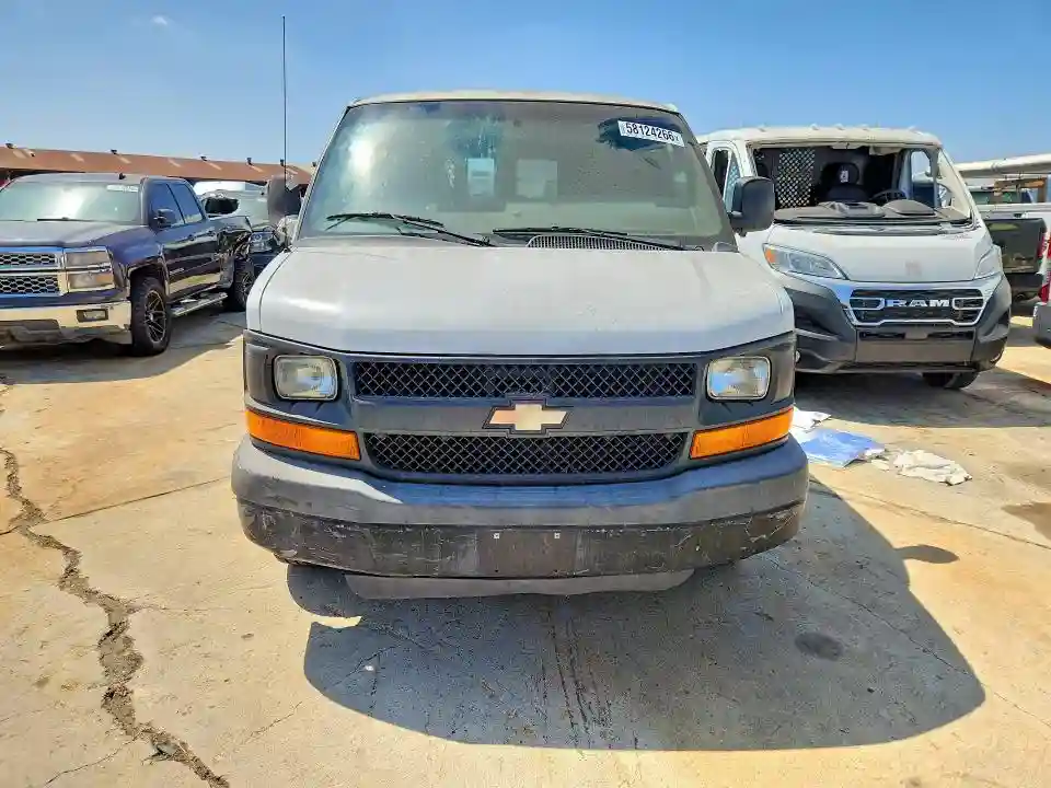 1GCWGFCA9B1187054 2011 CHEVROLET EXPRESS-4