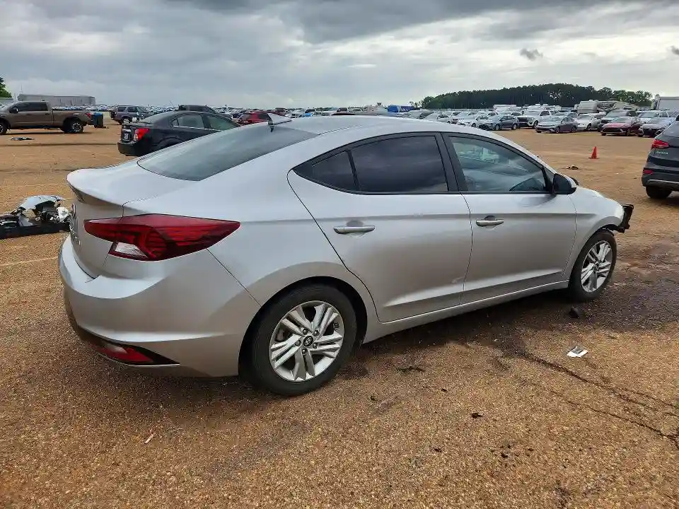 5NPD84LF6LH593369 2020 HYUNDAI ELANTRA-2