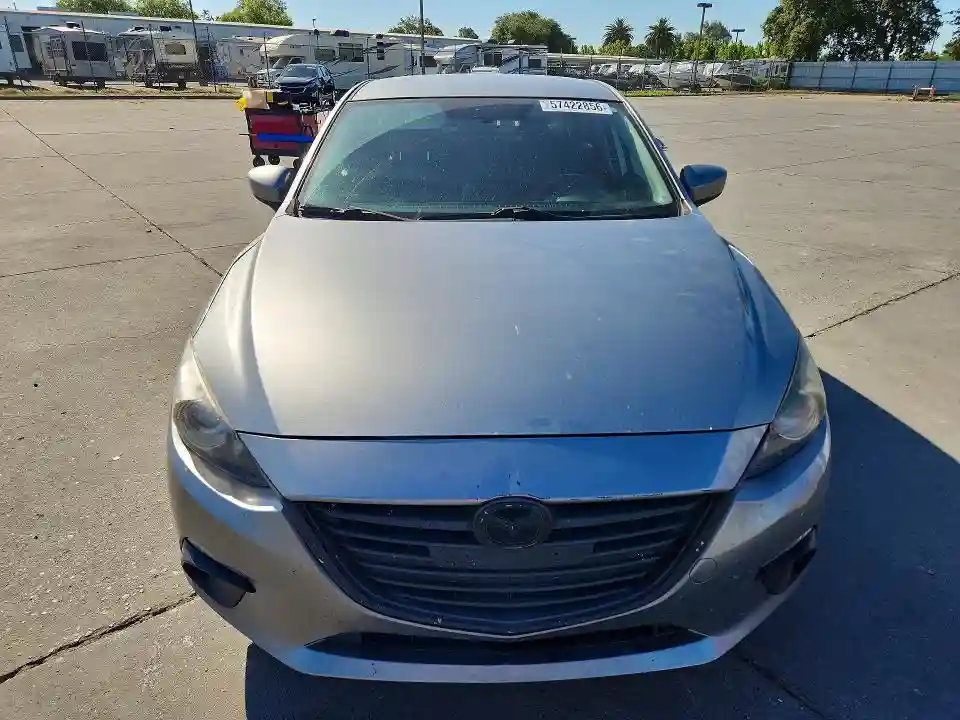 3MZBM1T72GM313907 2016 MAZDA 3-4