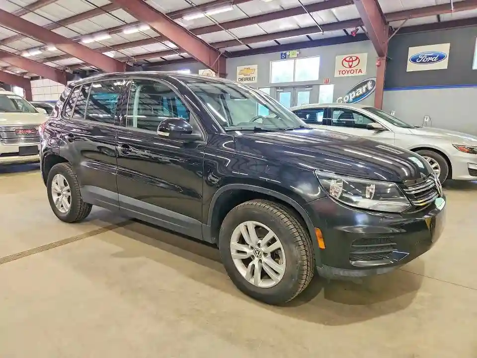 WVGAV7AX4CW578884 2012 VOLKSWAGEN TIGUAN-3