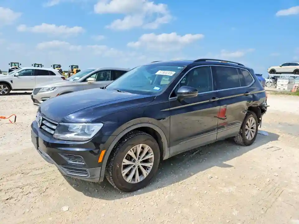 3VV3B7AXXKM085233 2019 VOLKSWAGEN TIGUAN-0