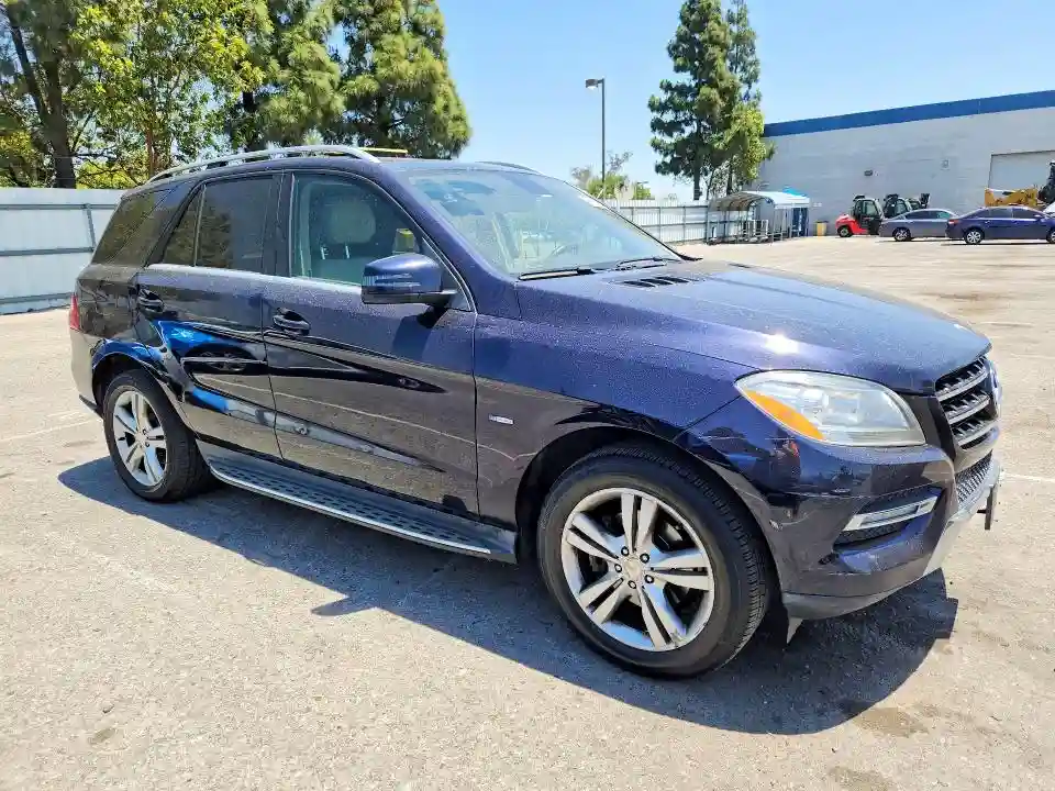 4JGDA5HB0CA019840 2012 MERCEDES-BENZ M-CLASS-3
