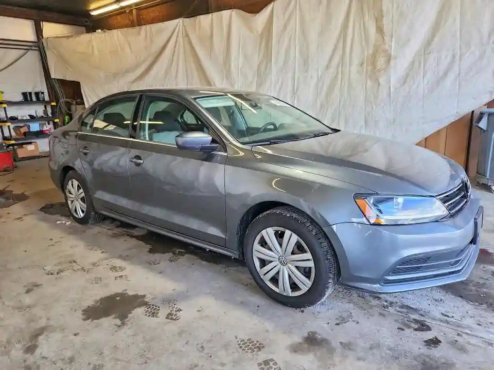 3VW167AJ9HM388662 2017 VOLKSWAGEN JETTA-3