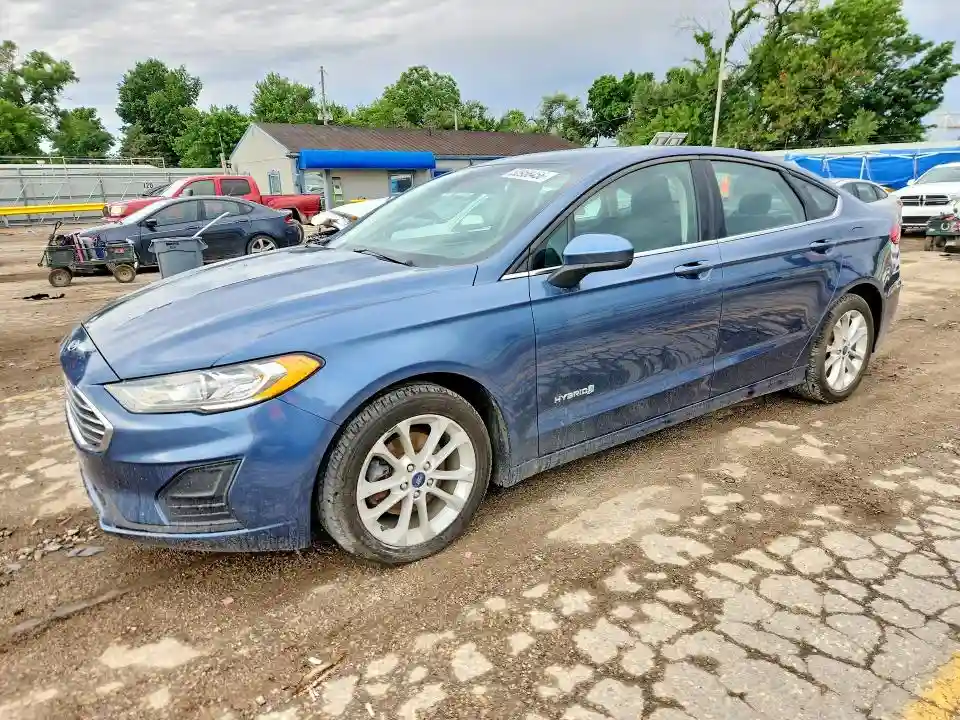 3FA6P0LU3KR130884 2019 FORD FUSION-0