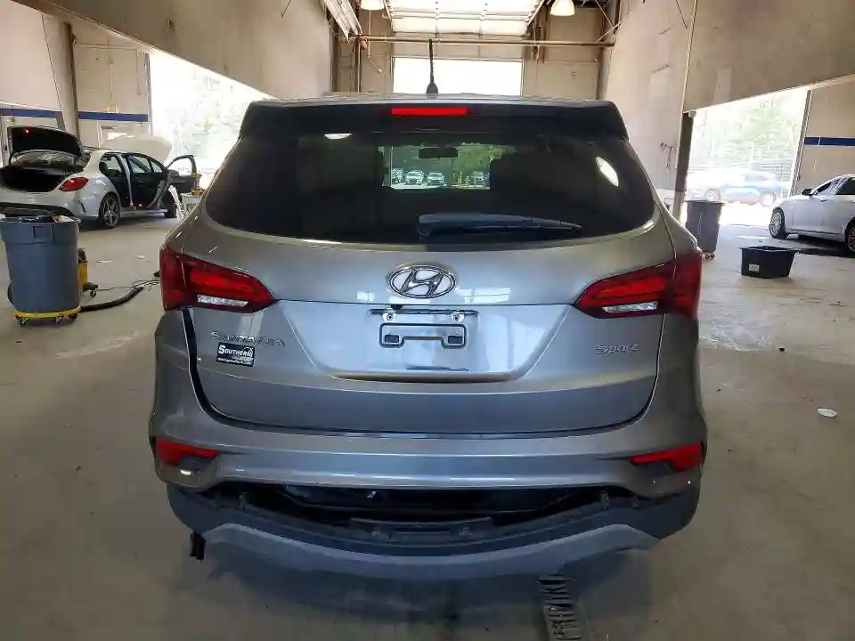 5NMZT3LB3JH103282 2018 HYUNDAI SANTA FE-5