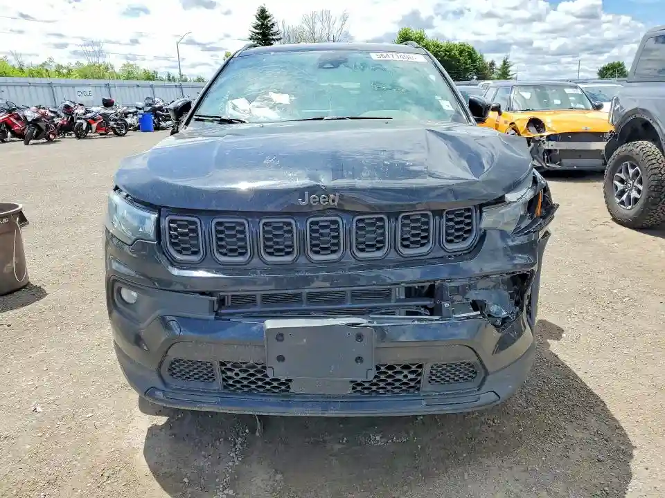 3C4NJDFN5RT145323 2024 JEEP COMPASS-4