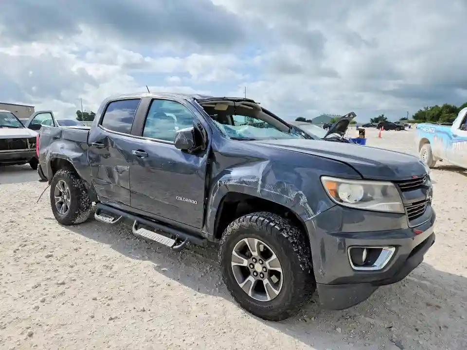 1GCGTDEN6H1213803 2017 CHEVROLET COLORADO-3