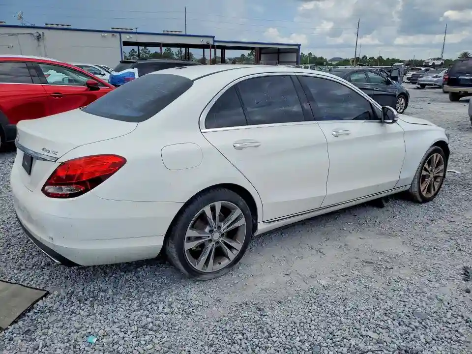 55SWF4KBXGU130974 2016 MERCEDES-BENZ C-CLASS-2