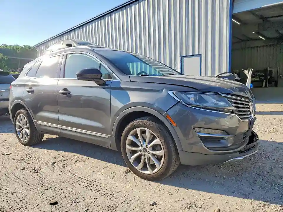 5LMCJ2D97JUL22572 2018 LINCOLN MKC-3