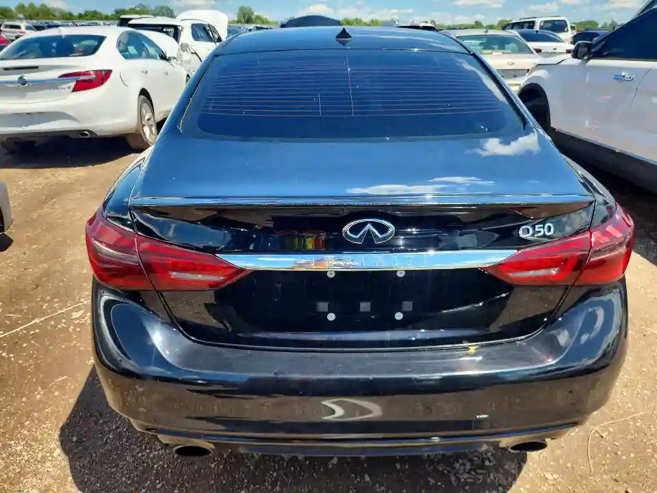 JN1EV7AR6JM433316 2018 INFINITI Q50-5