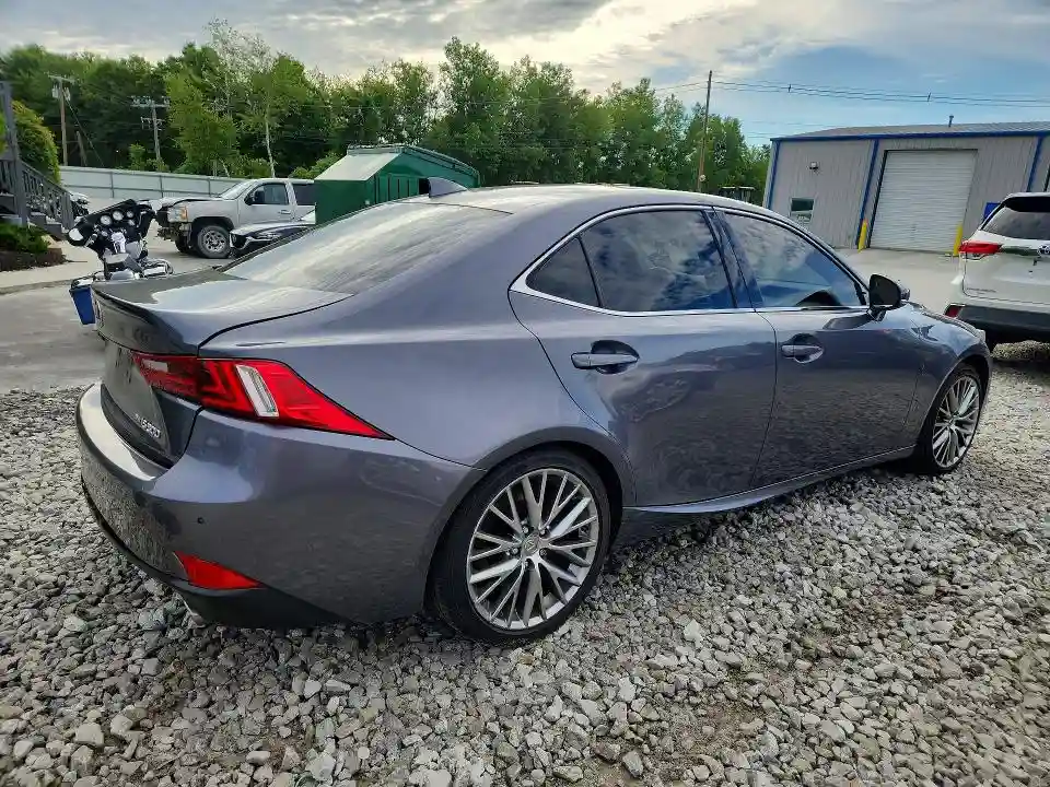 JTHCM1D21G5010986 2016 LEXUS IS-2
