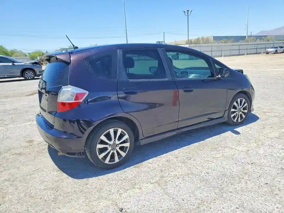 JHMGE8H59DC019552 2013 HONDA FIT-2