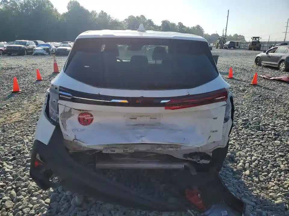 KNDEPCAA2R7477138 2024 KIA SELTOS-5
