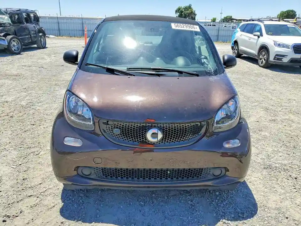 WMEFJ9BA2JK308828 2018 SMART FORTWO-4