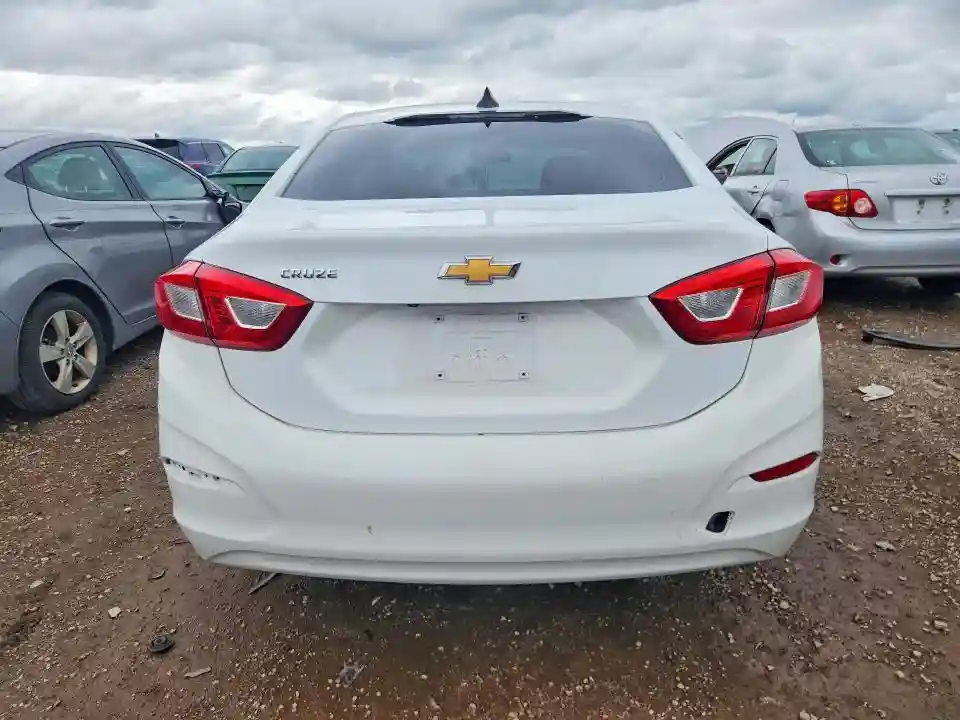 1G1BC5SM8J7194078 2018 CHEVROLET CRUZE-5