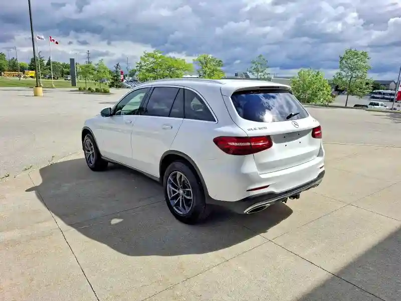 WDC0G4KB9KV141943 2019 MERCEDES-BENZ GLC-CLASS-2