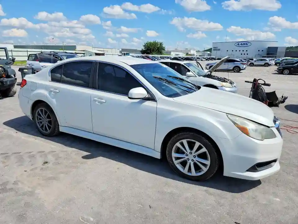 4S3BMBC63E3023030 2014 SUBARU LEGACY-3