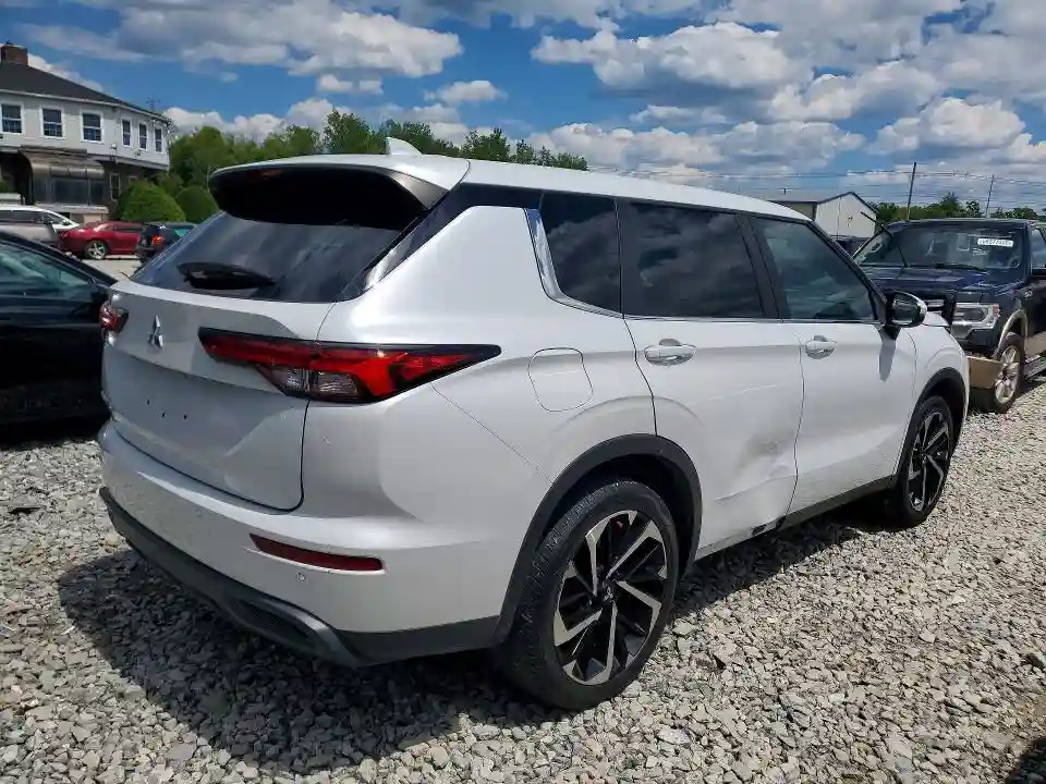 JA4J3TA88NZ020267 2022 MITSUBISHI OUTLANDER-2
