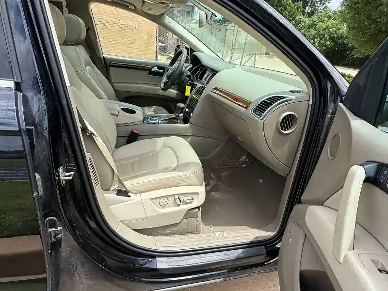 WA1LMAFE2DD014484 2013 AUDI Q7-4