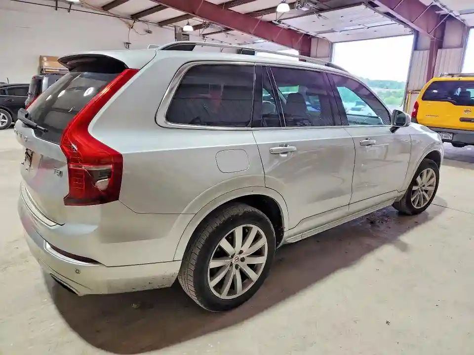 YV4A22PK5G1092905 2016 VOLVO XC90-2