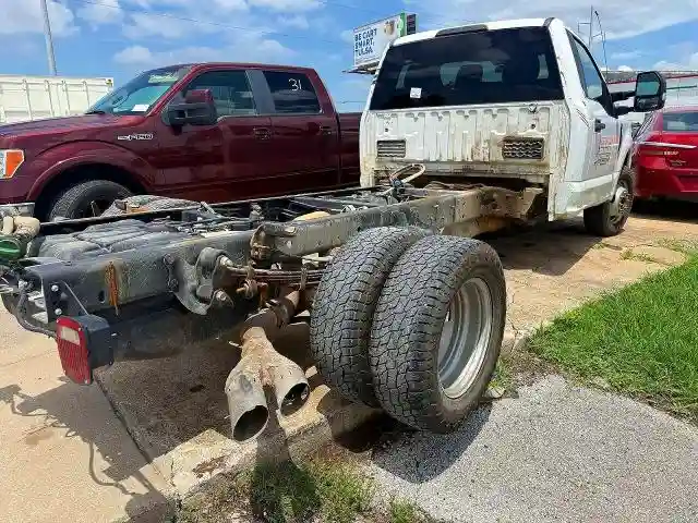 1FDRF3GT1JEB69774 2018 FORD F350-3