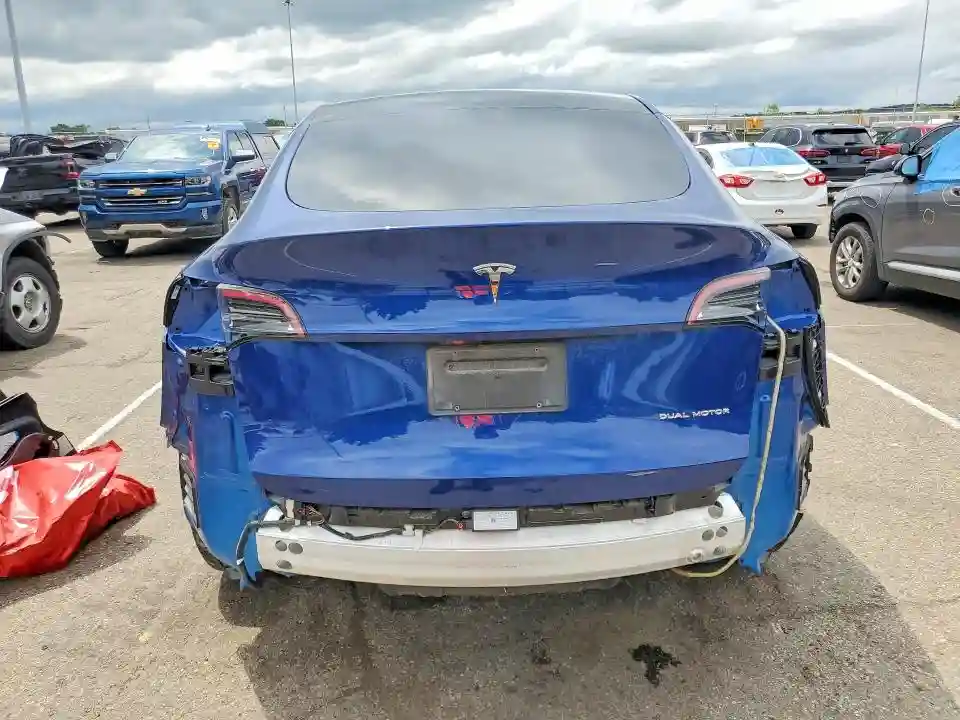 7SAYGDEE2RF983601 2024 TESLA MODEL Y-5