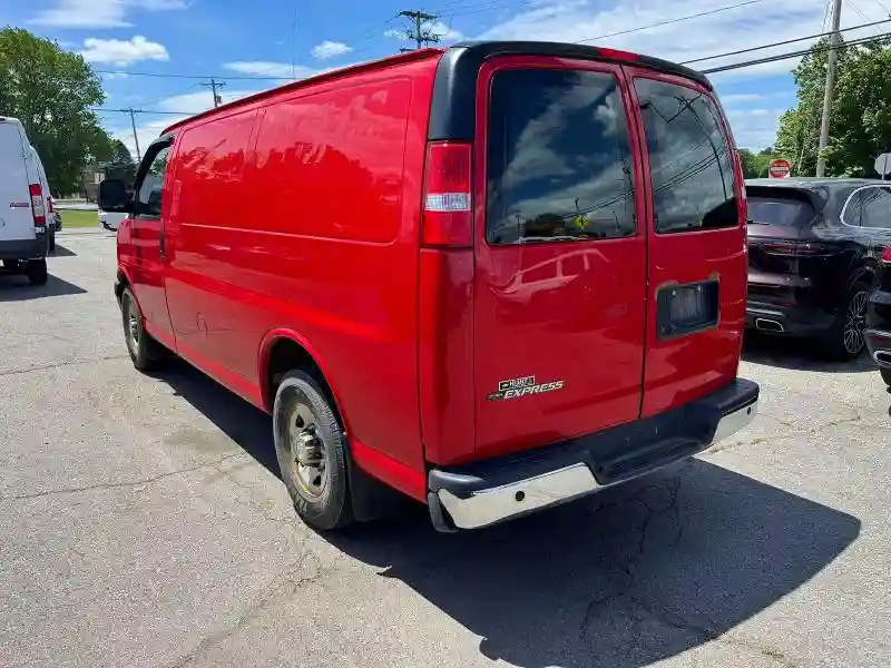 1GCWGAFG6J1226958 2018 CHEVROLET EXPRESS-2
