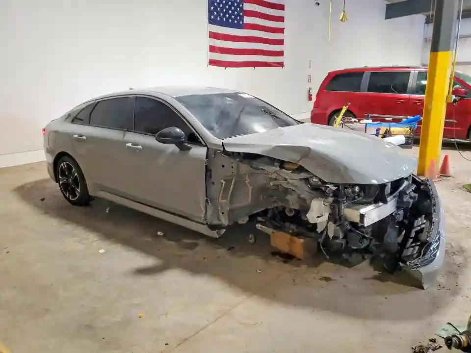 5XXG64J21RG262237 2024 KIA K5-3