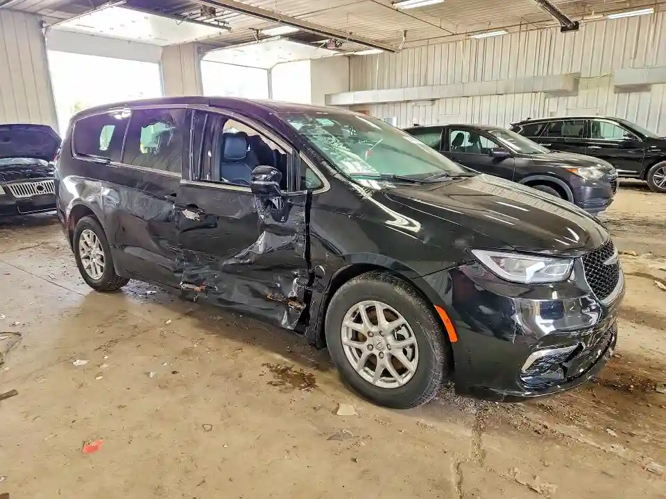 2C4RC1BGXTR167488 2026 CHRYSLER PACIFICA S-3
