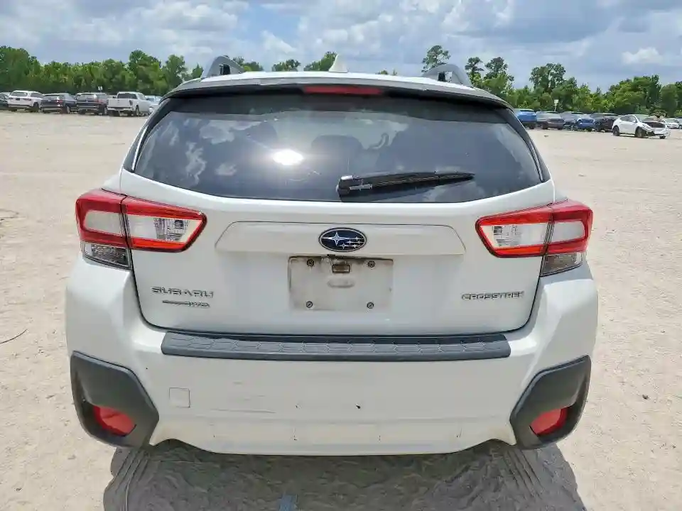 JF2GTABC2JH263016 2018 SUBARU CROSSTREK-5