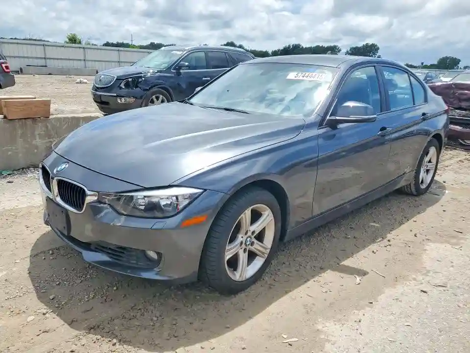WBA3B3C57EJ977974 2014 BMW 3 SERIES-0