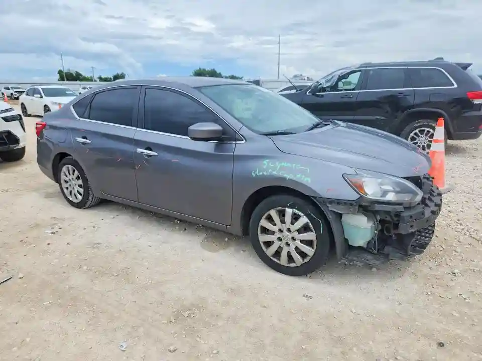3N1AB7AP8JY301368 2018 NISSAN SENTRA-3