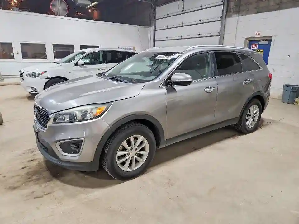 5XYPG4A39HG266715 2017 KIA SORENTO-0