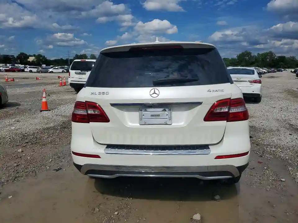 4JGDA5HB4FA564833 2015 MERCEDES-BENZ M-CLASS-5