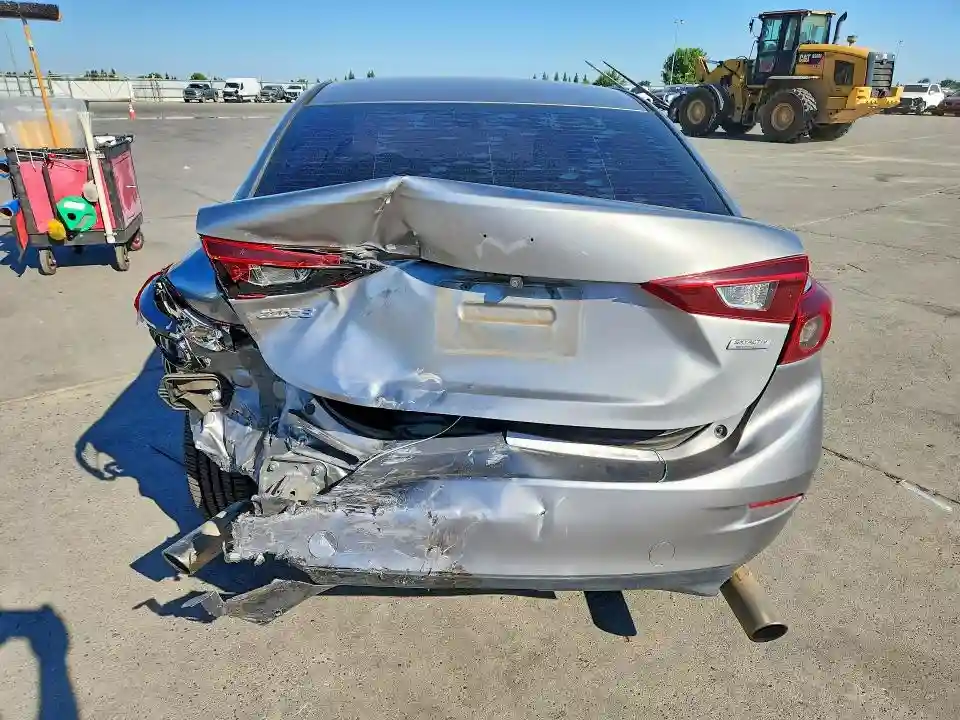 3MZBM1T72GM313907 2016 MAZDA 3-5