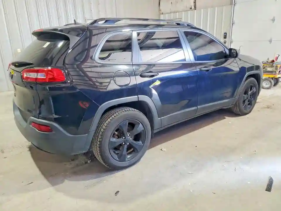 1C4PJLAB3HW560293 2017 JEEP GRAND CHEROKEE-2