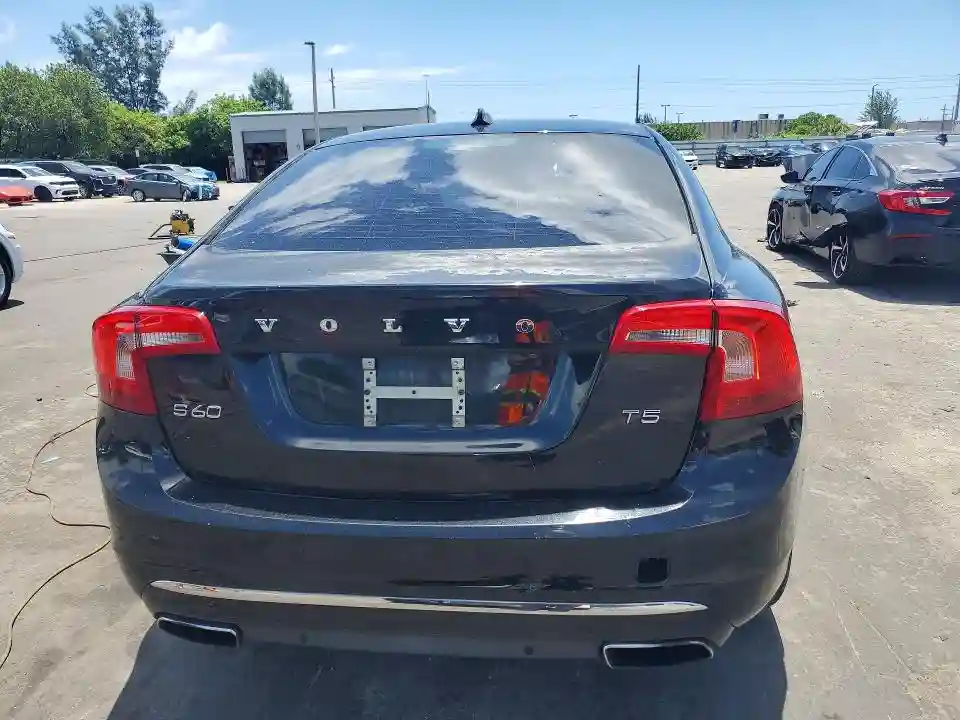 LYV402FK0GB109805 2016 VOLVO S60-5