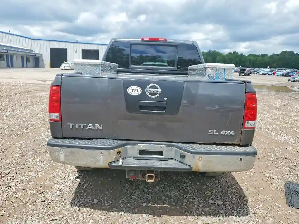 1N6AA0EC9BN302782 2011 NISSAN TITAN-5