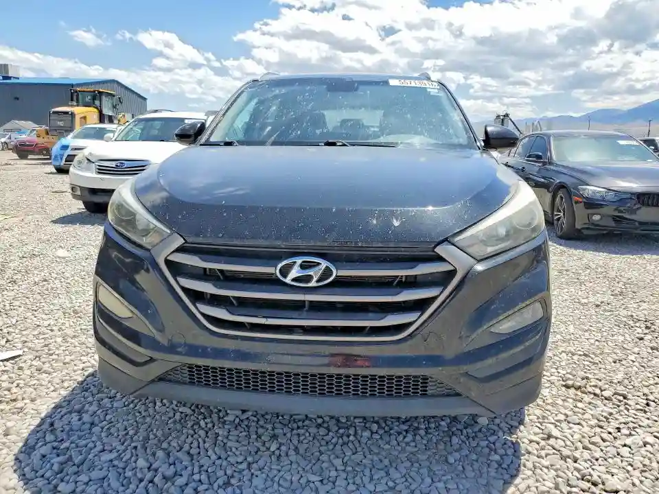 KM8J3CA43GU177364 2016 HYUNDAI TUCSON-4